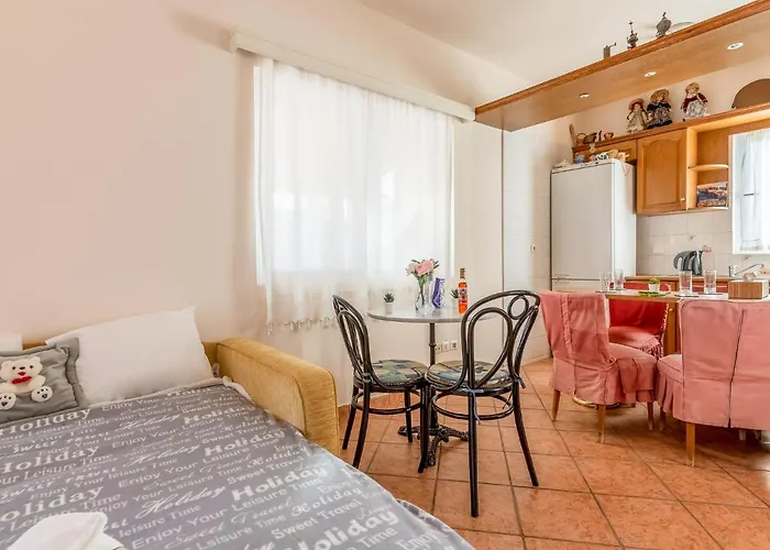 Alluring Cottage In Porto Rafti With Balcony
